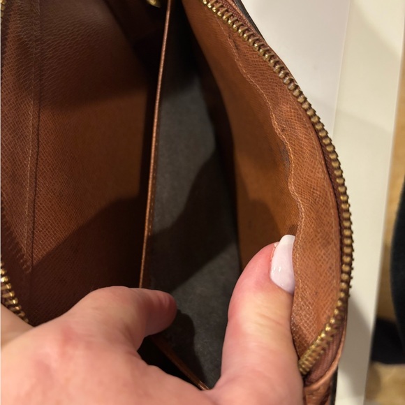 Louis Vuitton Brown Monogram Orsay Zip Clutch - Picture 6 of 13